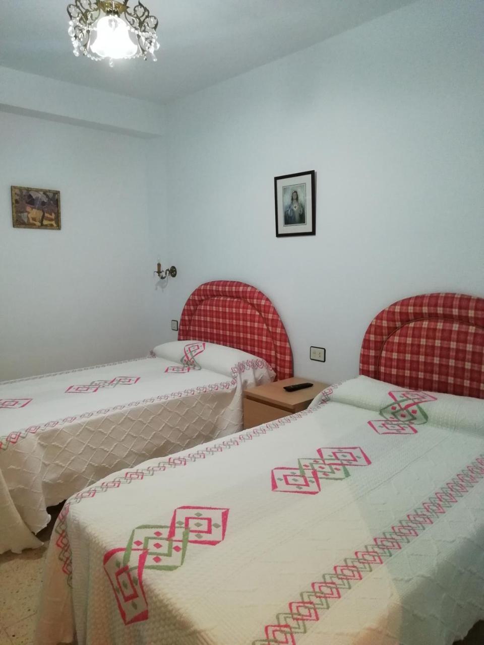 Pension Carmen ** 산신소 외부 사진